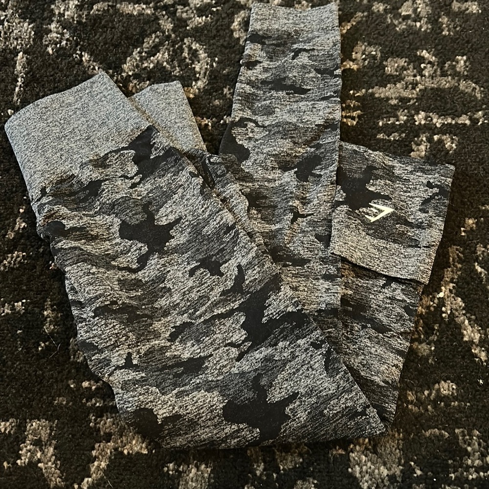 Gymshark Camo Seamless Leggings Size M